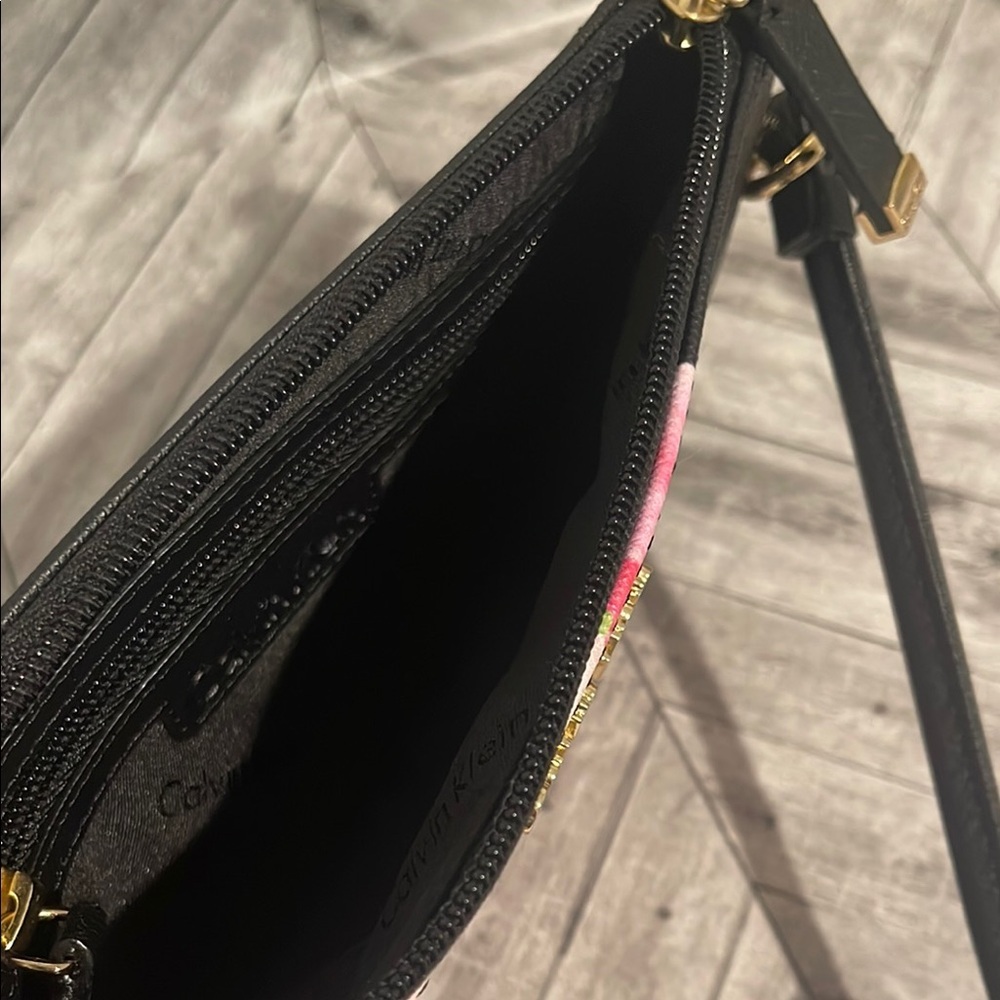 Calvin Klein Black Floral Women's Bag - Picture 4 of 8